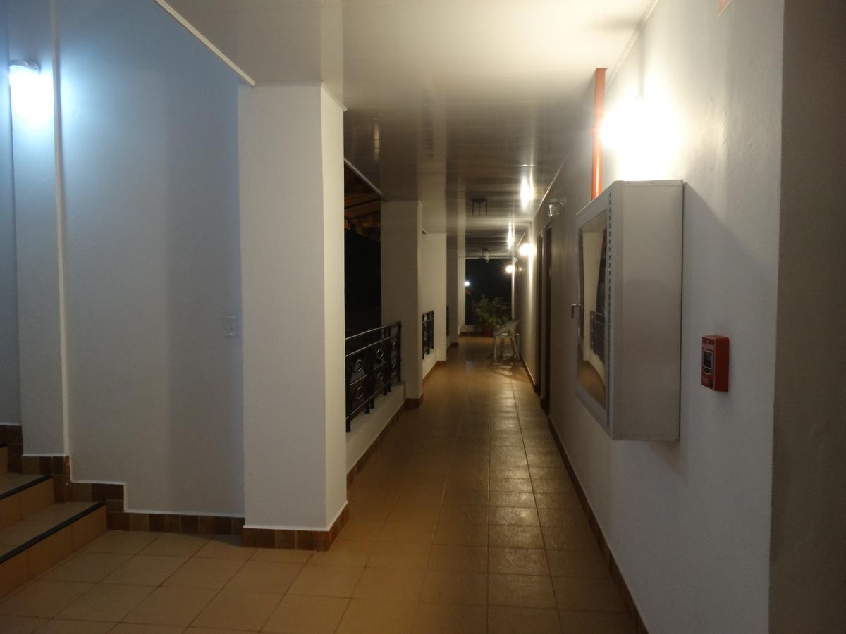 Hotel Casa Royale Bluefields エクステリア 写真